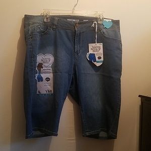 Mid-rise YMI Bermuda shorts size 16